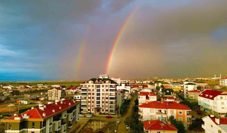 Karaman’da sağanak yağış sonrası gökkuşağı şöleni