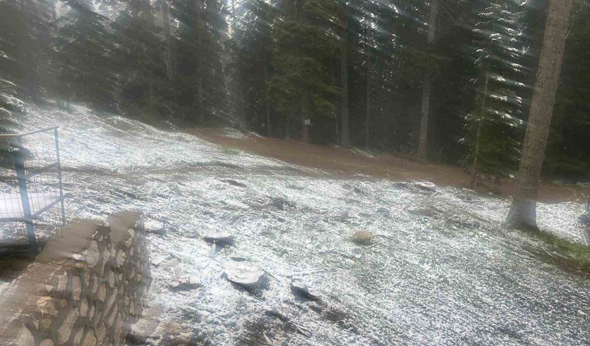 Kastamonu’da Mayıs ayının ortasında kar sürprizi