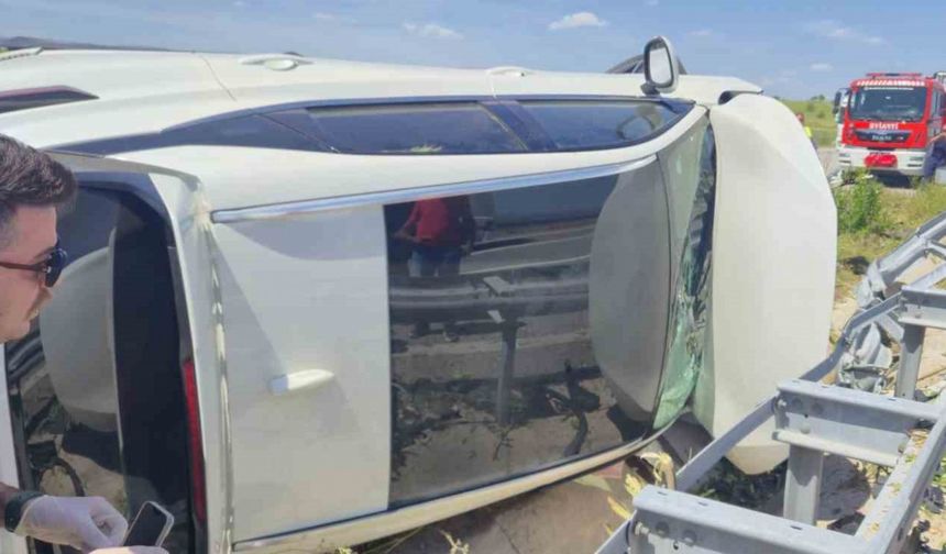 Kontrolden çıkan cip takla attı: 2 yaralı
