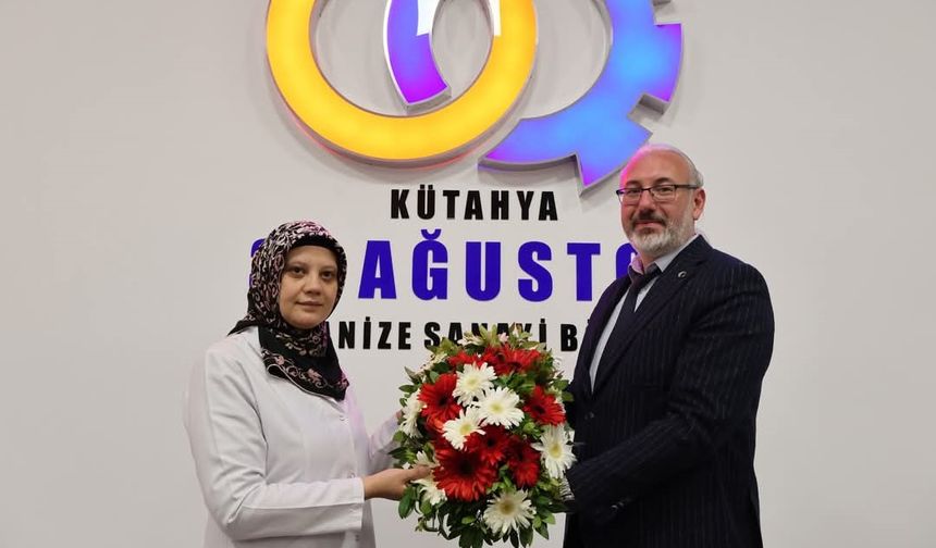 Kütahya 30 Ağustos OSB Müdürü Murat Demir’den Anneler Günü mesajı ve anlamlı jest