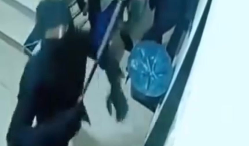 Mardin’de maskeli saldırganların ev kapısını kırma anı kamerada