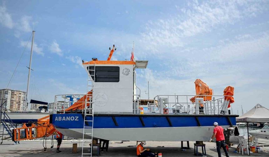 Mersin Büyükşehir Belediyesi, deniz araçlarının bakımını kendi personeliyle yapıyor