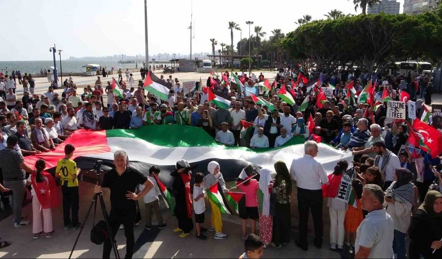 Mersin’de ‘Büyük Gazze Mitingi’ düzenlendi