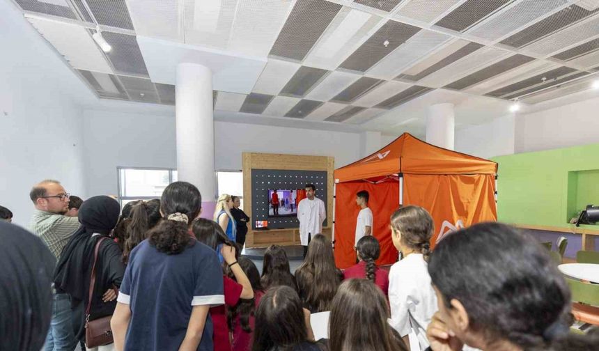 Mersin’de öğrencilere sanal gerçeklikte afet eğitimi