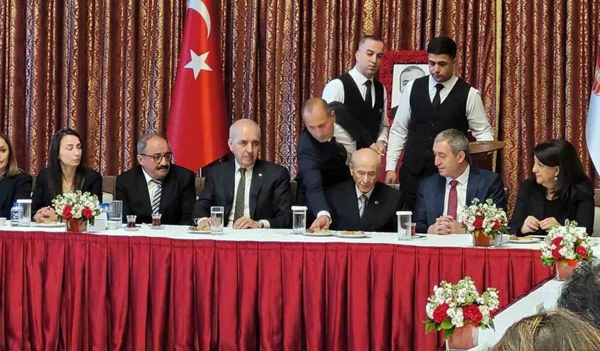 MHP Lideri Bahçeli, TBMM’de Sırrı Süreyya Önder için düzenlenen anma programına katıldı