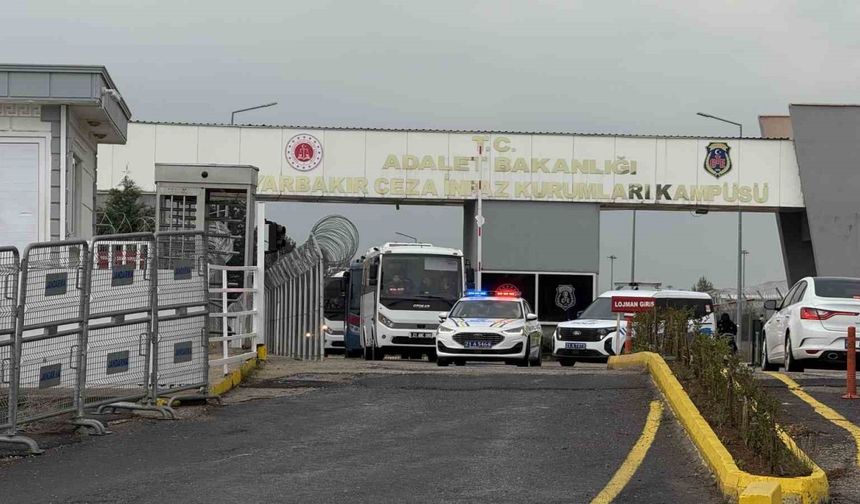 Narin Güran cinayetine ilişkin 15 sanık, üçüncü kez hakim karşısına çıkmak üzere adliyeye getirildi