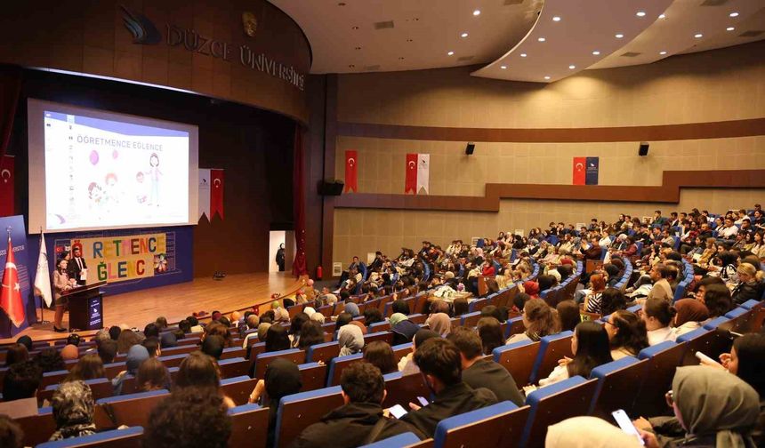 Öğretmence eğlence renkli anlara sahne oldu