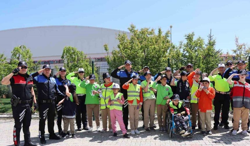 Özel çocukların "Polis" olma hayali gerçek oldu