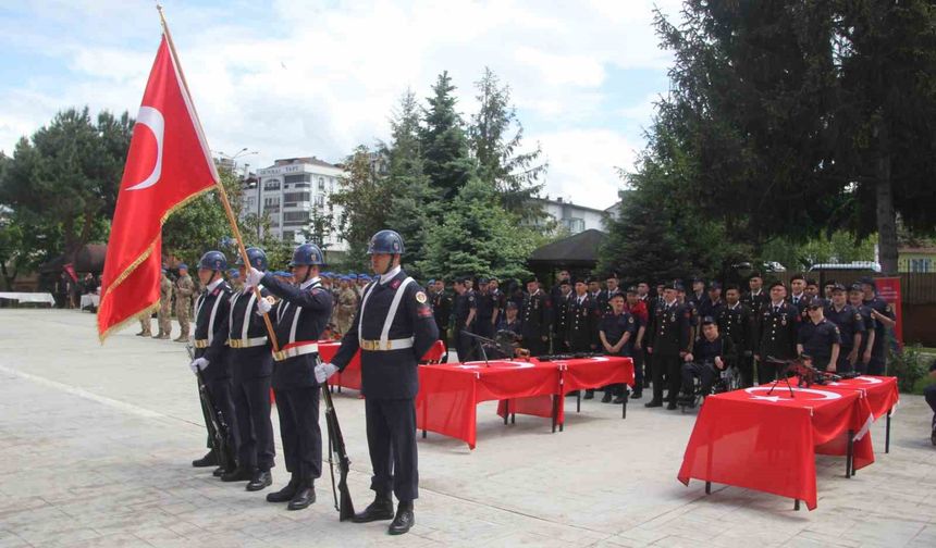 ‘Özel’ Mehmetçikler, yemin ederek bir günlük asker oldu