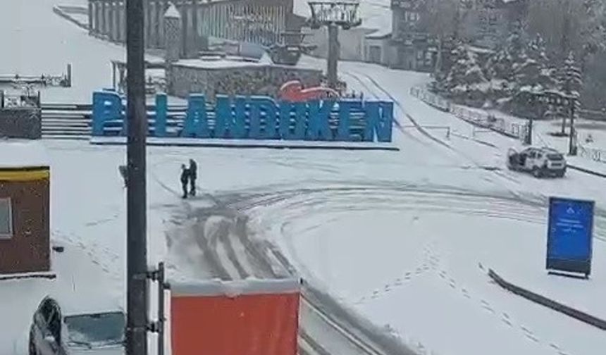 Palandöken Kayak Merkezi beyaza büründü