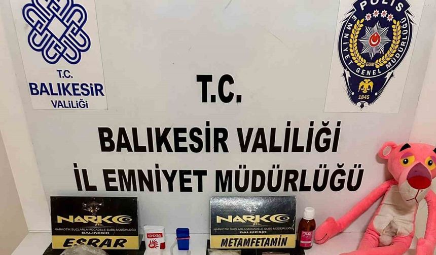 Pembe panterin içinden uyuşturucu çıktı