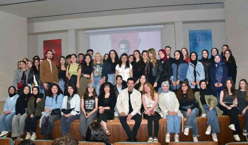 Pop müziğin önemli ismi Keremcem MSKÜ’lü öğrencilerle buluştu