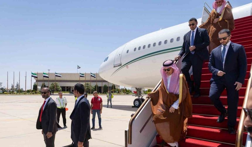 Suudi Arabistan ve Katar’dan Suriye’deki devlet çalışanlarına mali destek