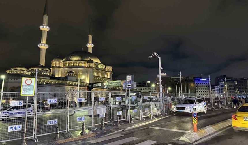 Taksim’de 1 Mayıs için kapatılan yollar açılmaya başladı