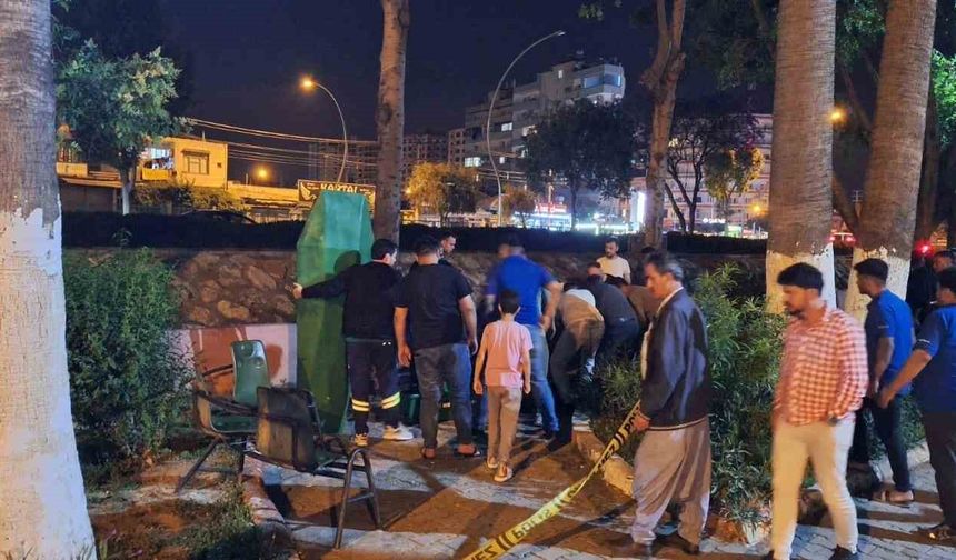 Tarsus’ta bir kişi parkta ölü bulundu