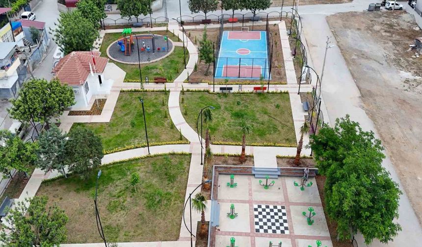 Tarsus’ta çocuklara modern park
