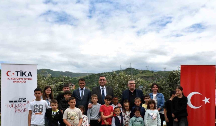 TİKA’dan Arnavutluk’taki yetim ailelere zeytin fidanı ve gübre desteği