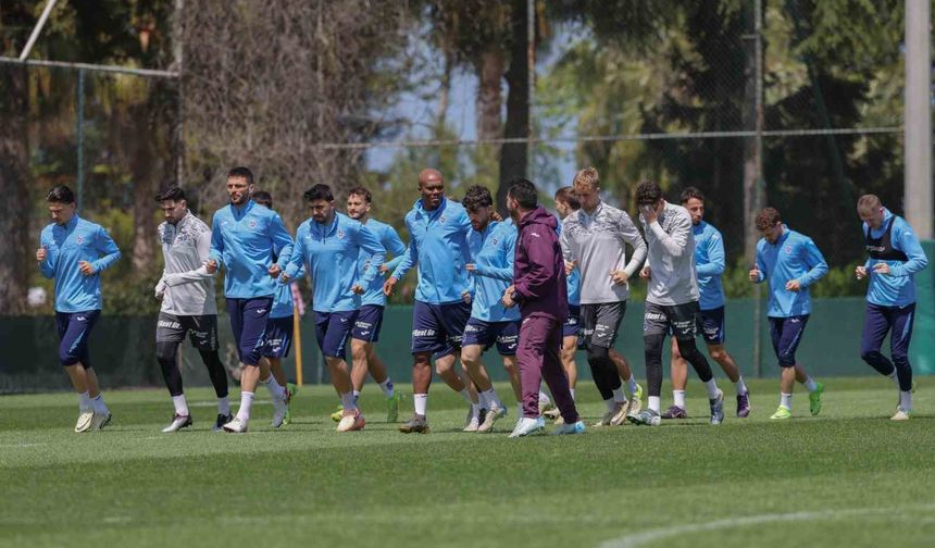 Trabzonspor’da Uğurcan Çakır ve Savic, kamp kadrosuna alınmadı