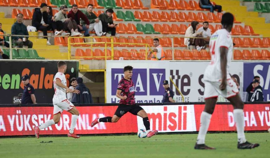 Trendyol Süper Lig: Alanyaspor: 2 - Sivasspor: 0 (Maç sonucu)