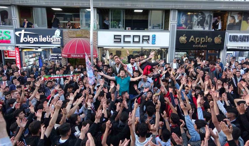 Vanspor taraftarının galibiyet coşkusu