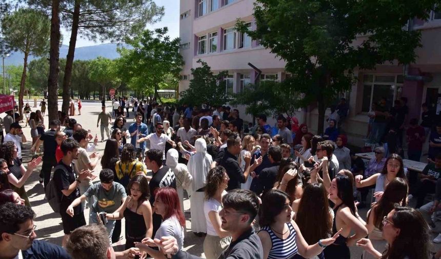 Yabancı Diller Yüksekokulu’nda dil öğrenme etkinliği