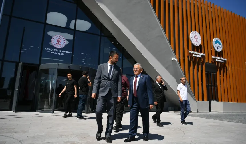 Kayseri İl Halk Kütüphanesi kapılarını açıyor
