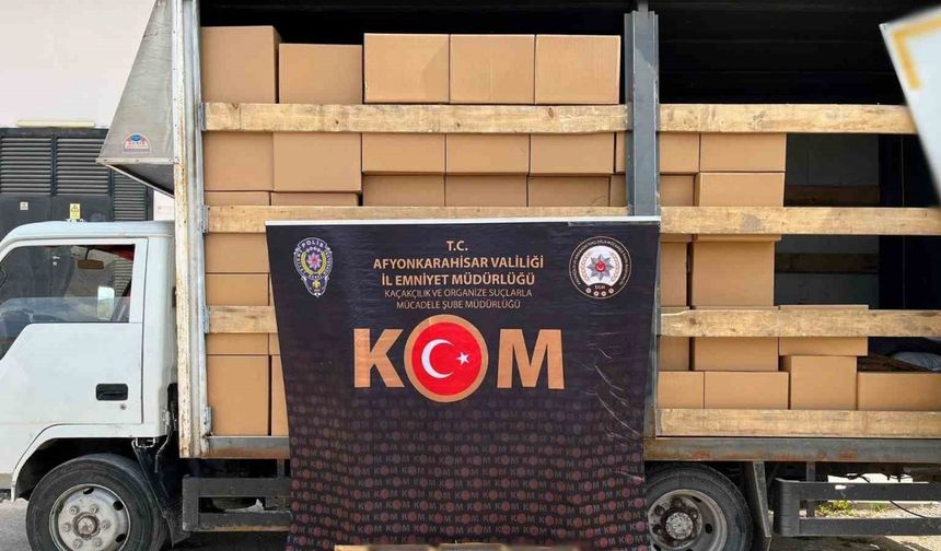 2 milyon 820 bin adet mükerrer bandrollü boş makaron ele geçirildi