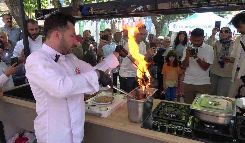500 derece ısıtılan topuzda pişen kebabı gören şaşırıyor