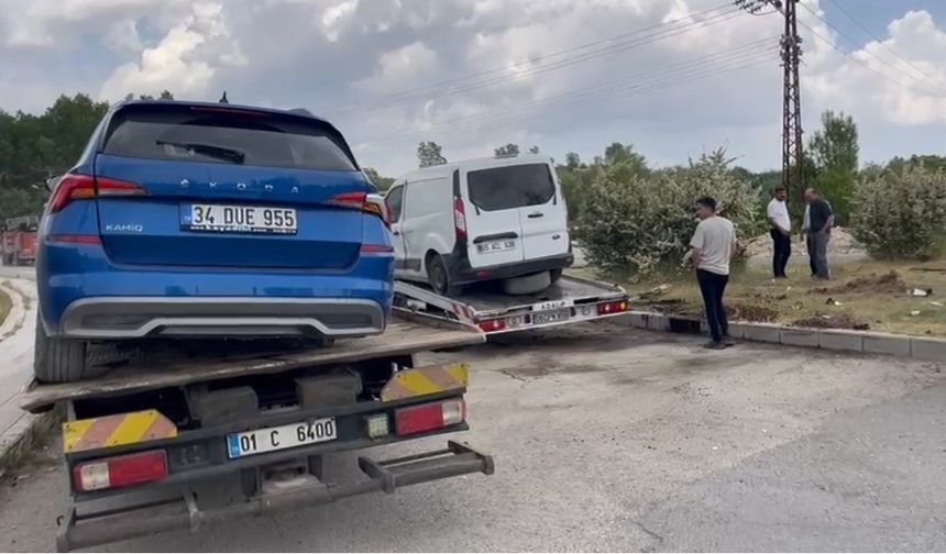 Adilcevaz’da trafik kazası: 2 ölü, 1 yaralı