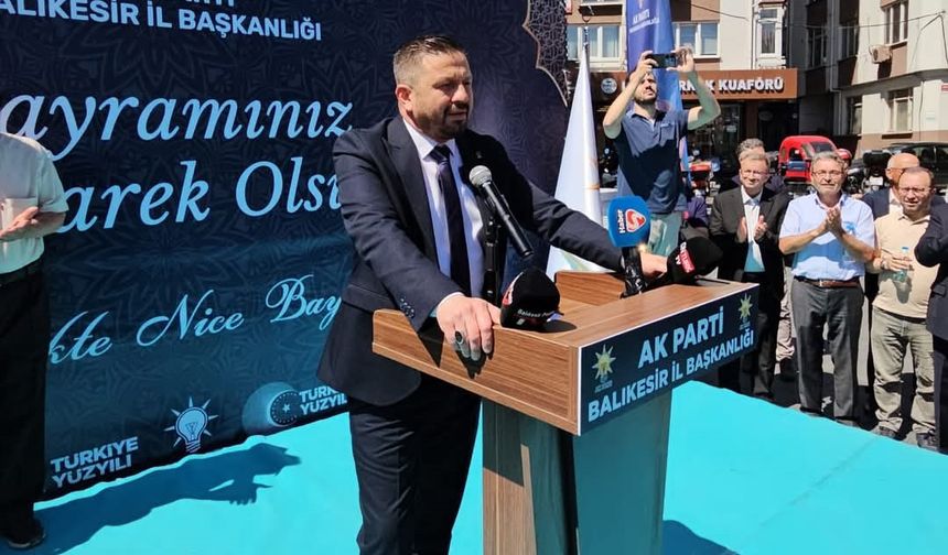 AK Parti Balıkesir Teşkilatının Bayram coşkusu meydana sığmadı