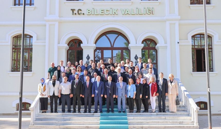 AK Parti Bilecik teşkilatından Vali Sözer’e hayırlı olsun ziyareti