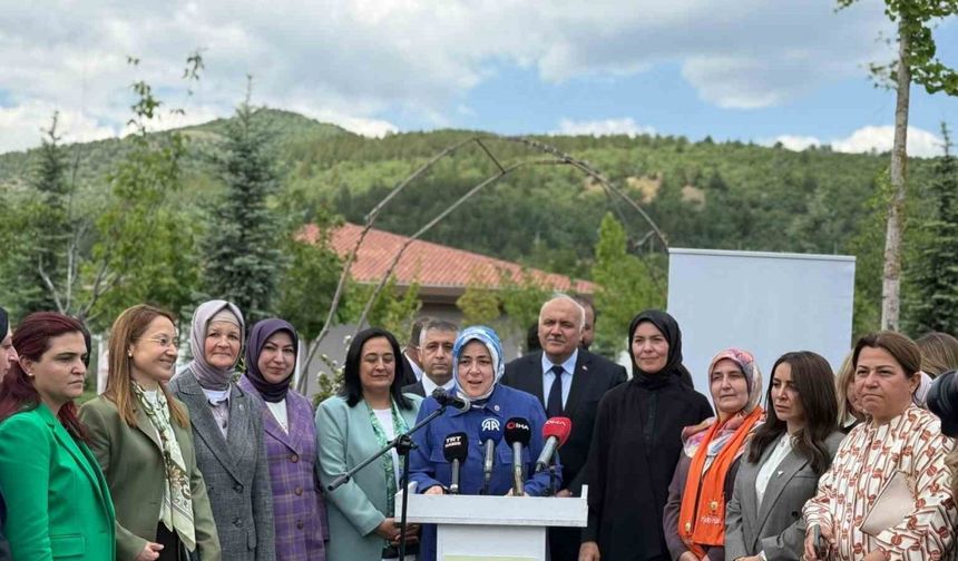 AK Parti Genel Merkez Kadın Kolları Başkanı Ercan: "Bu ülkenin AK yürekli kadınları, Türkiye Yüzyılı’nın yeşil vizyonunun sahadaki mimarlarıdır"