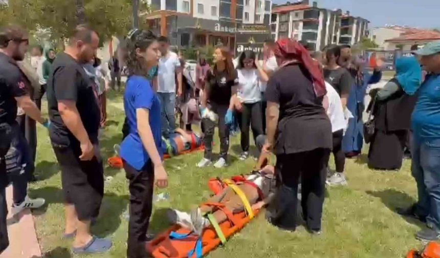 Aksaray’da 2 otomobil çarpıştı: 4 yaralı