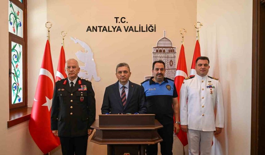 Antalya’da ağır tonajlı araçlara bayram trafiği kısıtlaması