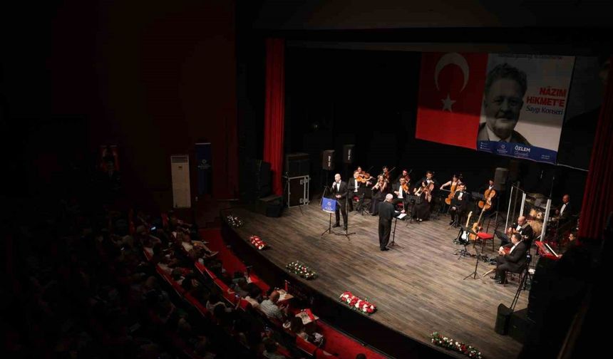 Aydın Büyükşehir Belediyesi, şair Nazım Hikmet’i andı