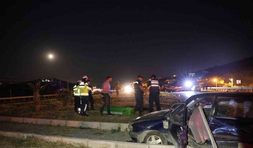 Aydın’da feci kaza... İki otomobil çarpıştı: 2 ölü, 3 yaralı