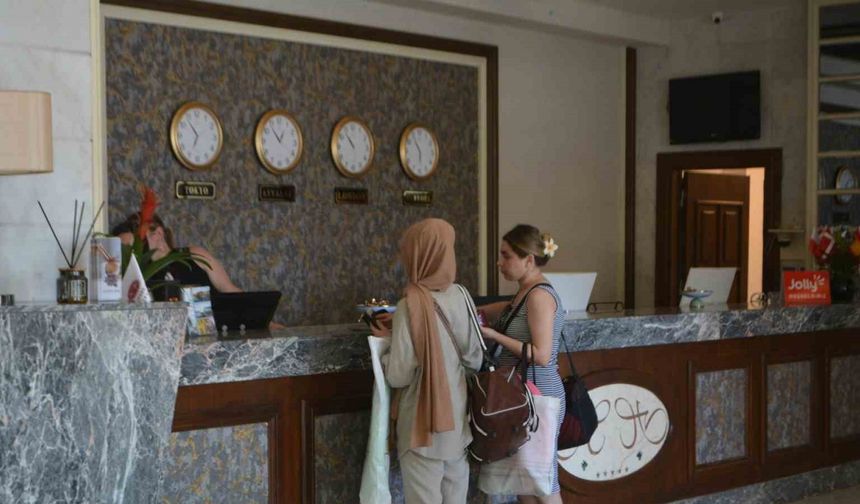 Ayvalık’ta bayram yoğunluğu yüzde 100 seviyesinde sürüyor