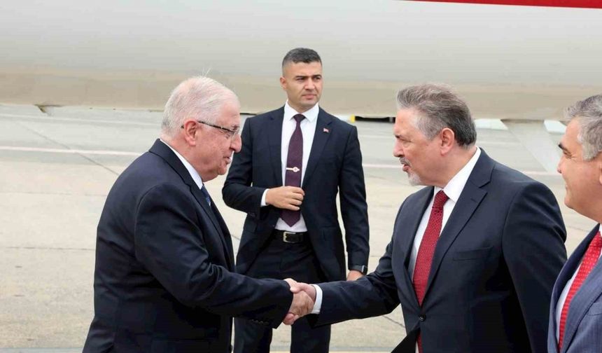 Bakan Güler, Brüksel’deki NATO Karargahını ziyaret etti