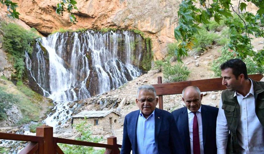 Başkan Büyükkılıç: "Kapuzbaşı ve Derebağ Şelaleleri sizi bekliyor"