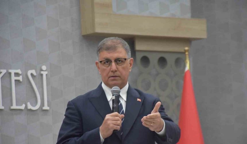 Başkan Tugay’dan sert çıkış: "İşinizi kaybetmeye kadar gidebilir"