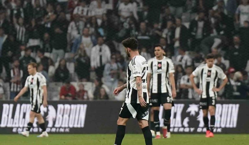 Beşiktaş bu sezon üç kulvarda da istediğini bulamadı