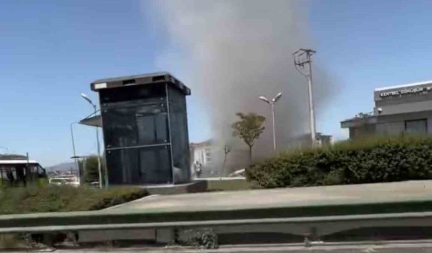 Bursa’da hortum paniği kamerada… Bir anda geldi tozu dumana kattı