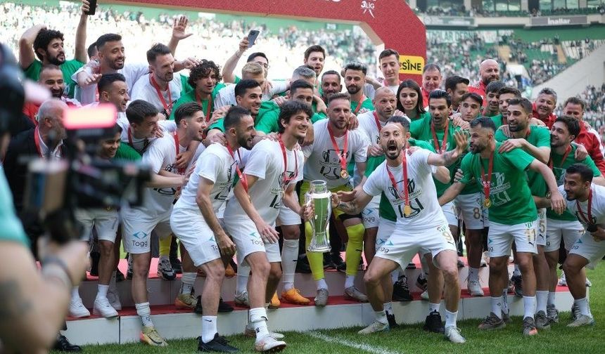 Bursaspor’da birçok isimle yollar ayrılabilir