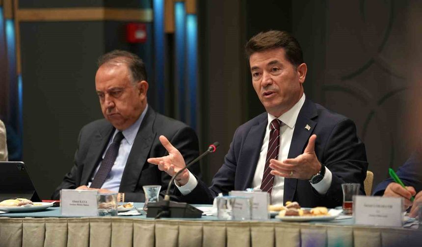 CHP’li Ortahisar Belediye Başkanı Kaya’nın ‘turizm için içkili mekan’ talebine Trabzonlulardan tepki