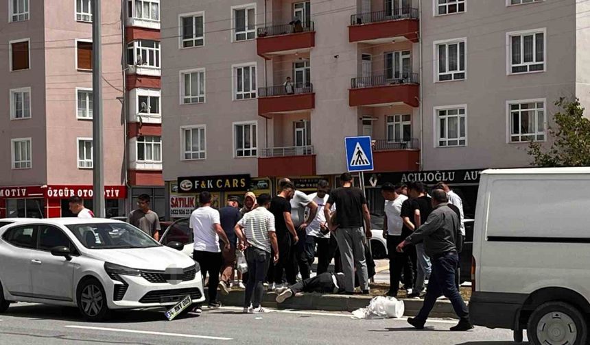 Çorum’da karşıya geçmek isteyen yayaya otomobil çarptı