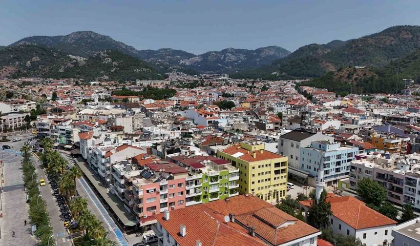 Depremin merkez üssü Marmaris’te hayat normale döndü