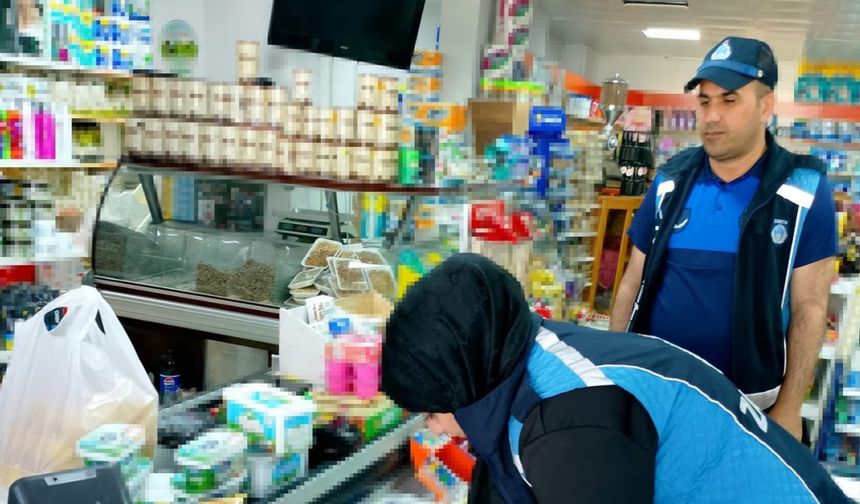 Diyarbakır’da 372 kilo bozulmuş ve tarihi geçmiş ürüne el konuldu