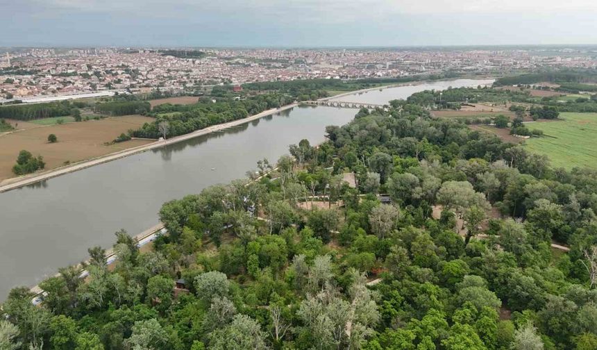 Edirne’deki Söğütlük Millet Bahçesi açıldı