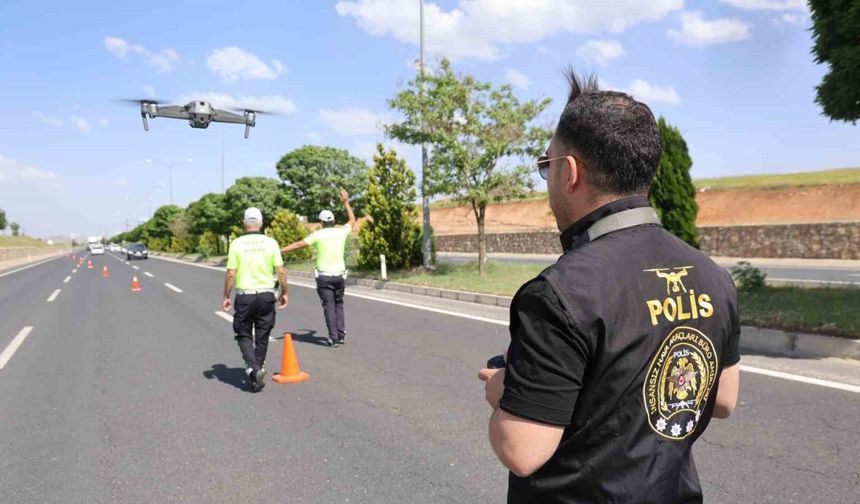Elazığ’da bayram öncesi dron destekli trafik denetimi