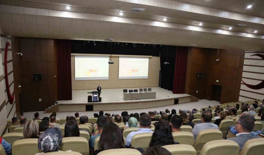 Erzurum’da kamu personeline "Kırım Kongo Kanamalı Ateşi "eğitimi